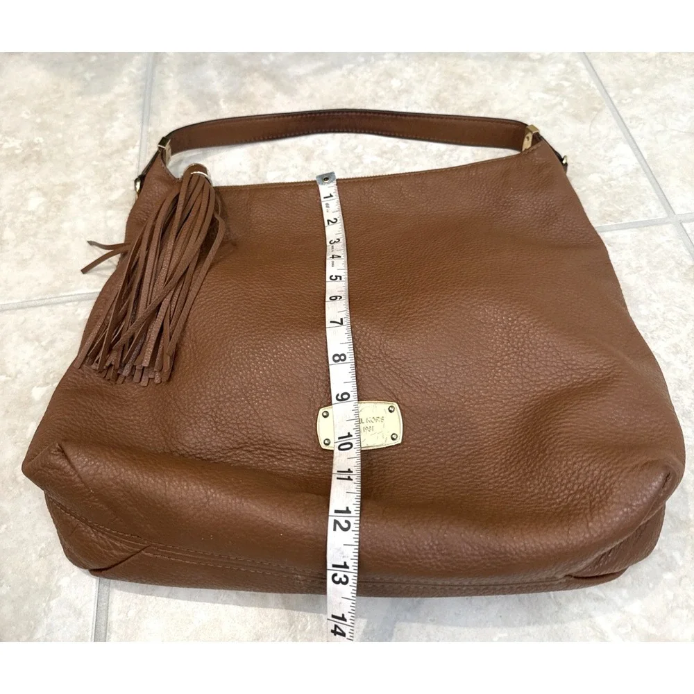 Michael Kors Slouch Purse Shoulder Bag Tassel Brown Leather‎ Hobo Boho Festival